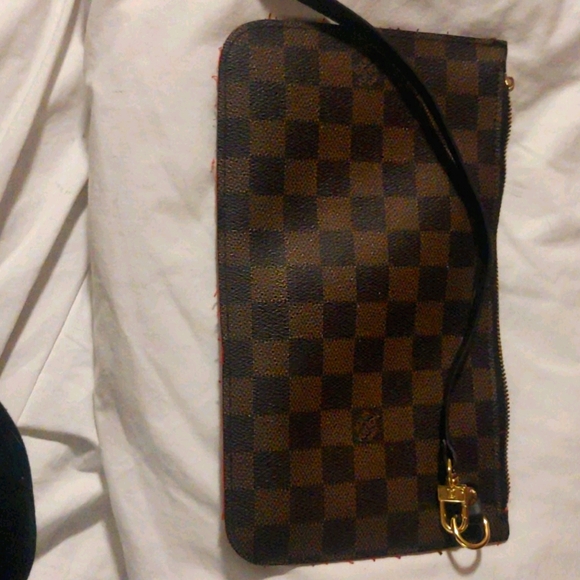 Louis vuitton small purse - Picture 1 of 1